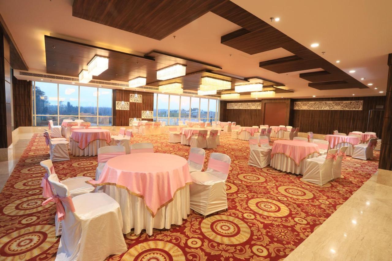 فندق Aveo By Amatra, Gateway To Corbett Kashipur المظهر الخارجي الصورة