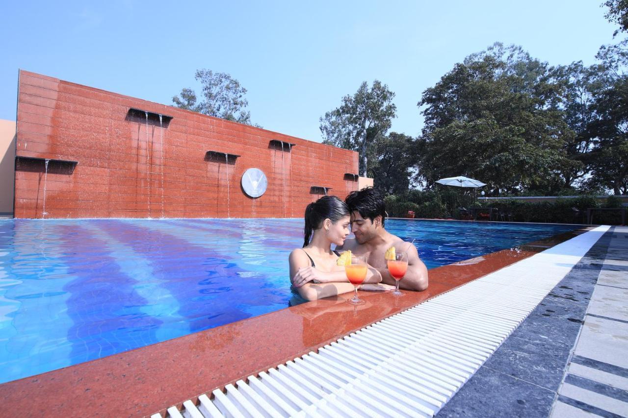 فندق Aveo By Amatra, Gateway To Corbett Kashipur المظهر الخارجي الصورة