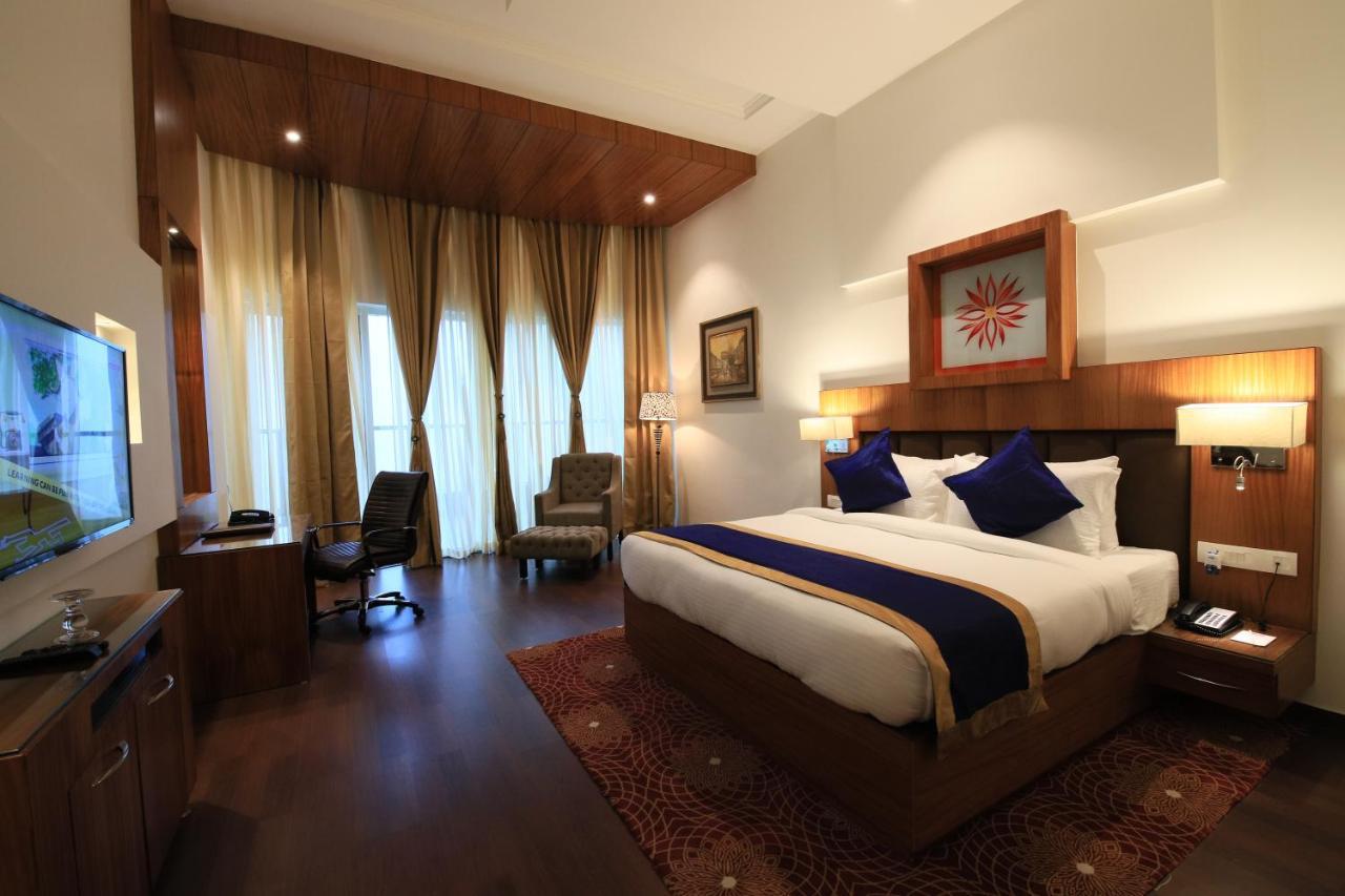 فندق Aveo By Amatra, Gateway To Corbett Kashipur المظهر الخارجي الصورة